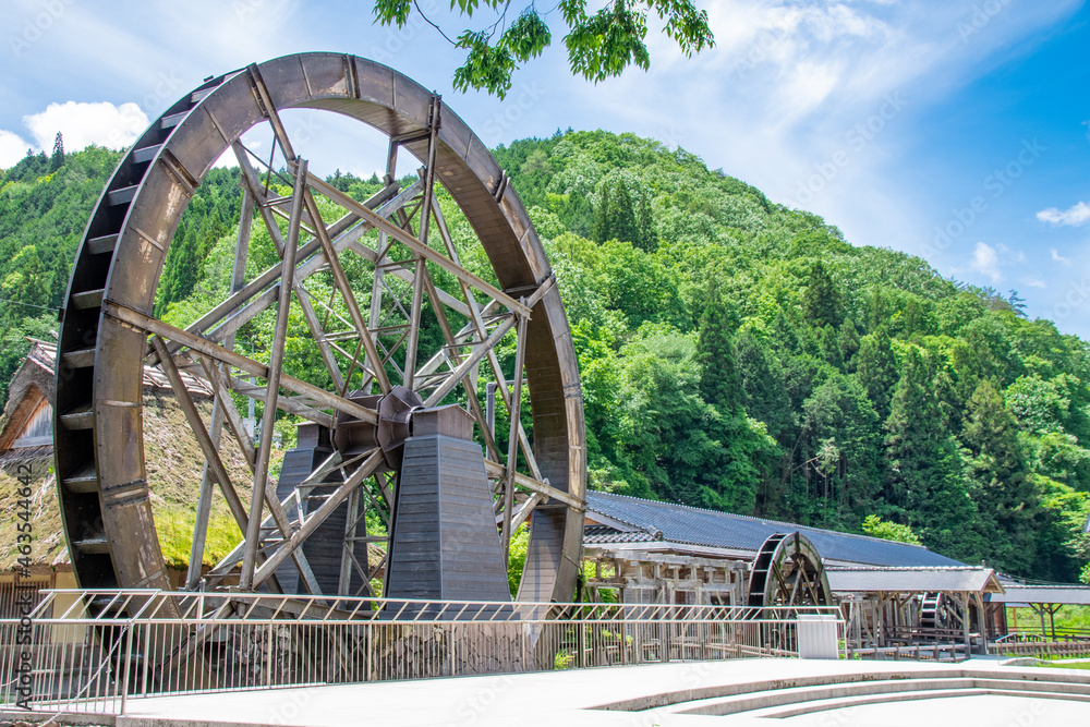 夢すき公園の親子孫水車　岡山県新見市神郷 The largest triad waterwheel in Japan (parent-child-grandchild waterwheel) at Yumesuki Park in Shingo town, Niimi city, Okayama pref. Japan.