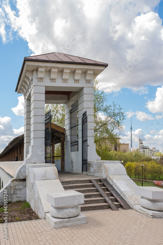 Photography Rostokinsky Aqueduct, built to supply water to Moscow, is a monument of architecture and historical heritage