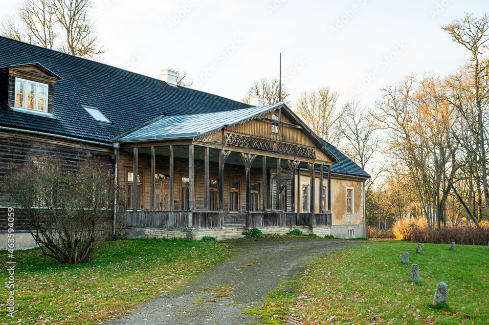 Obraz premium wooden maison in estonia