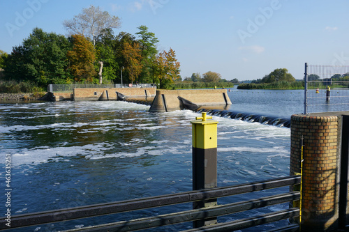 Fotografi View of the Bahnitz weir in Brandenburg