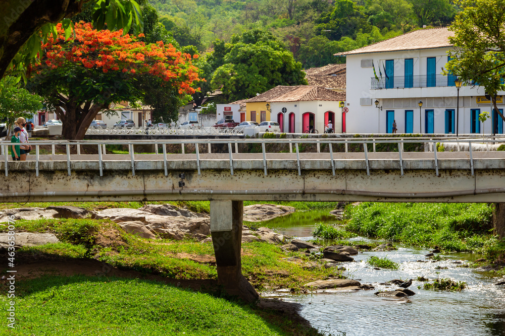 Ponte sobre Rio Vermelho na Cidade de Goiás, Estado de Goiás.