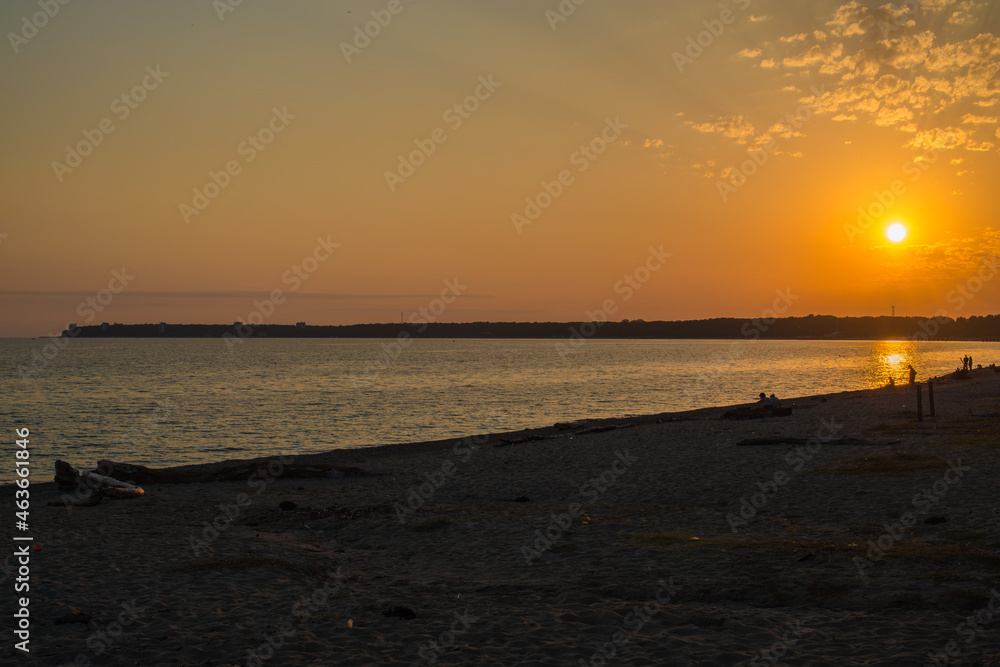 Obraz premium sunset on the beach
