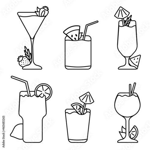 Set of refreshing mixed alcoholic cocktails. Isolated illustrations for bar menu.Outline style. Icons.