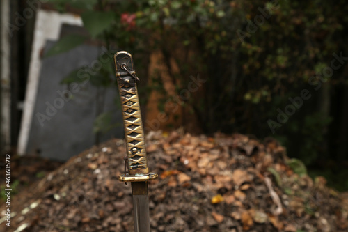 Obraz na plátně The hilt of vintage katana sword