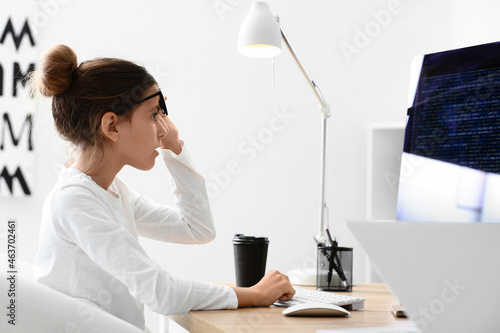 Shocked little programmer u...