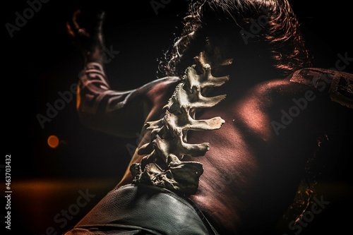 El juego de pelota mesoamericano fue un deporte con connotaciones rituales, jugado desde 1400 a. C.1​ por los pueblos precolombinos de Mesoamérica.	
