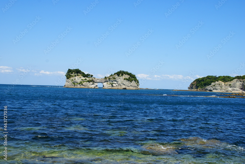 Naklejka premium 円月島