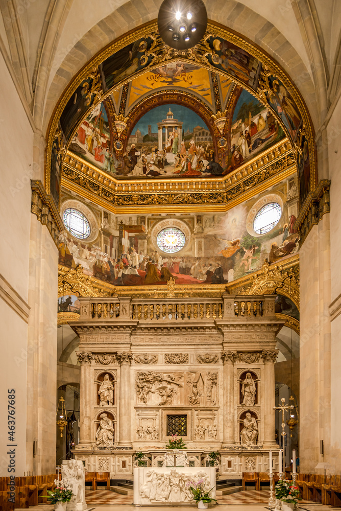 Fototapeta premium View at the Interior of Basilica of Santa Casa (Holy House) in Loreto, Italy