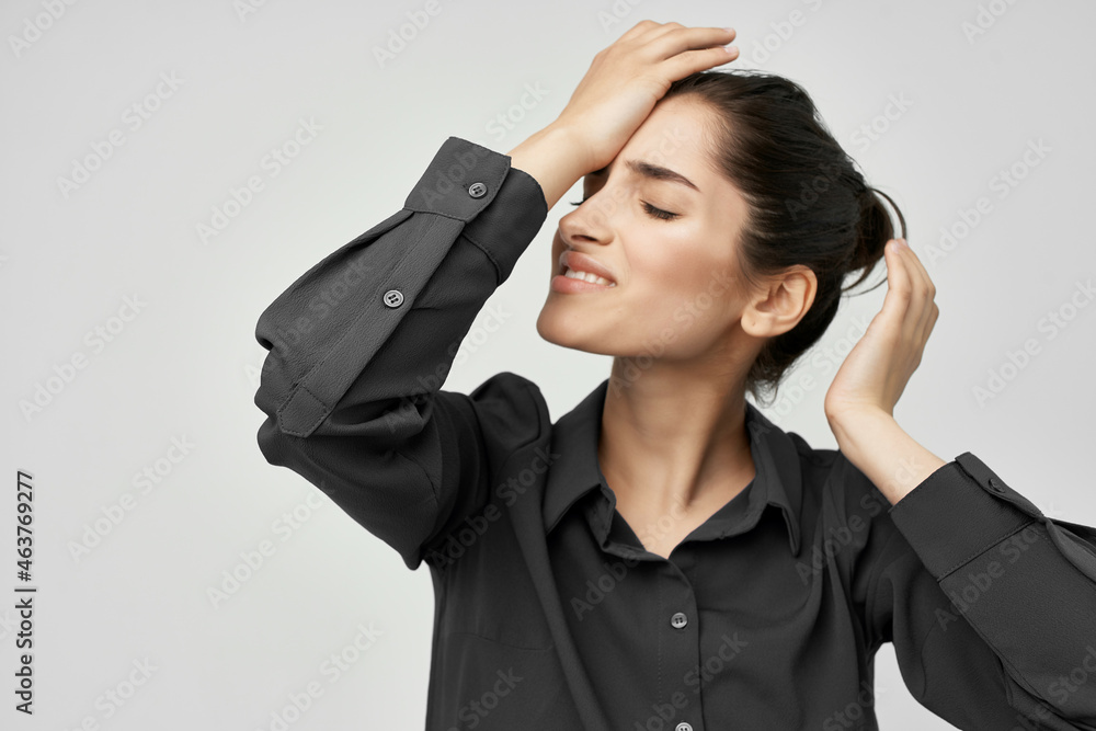 woman headache discontent trouble light background woman headache discontent trouble light background