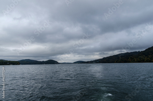 Fototapeta Naklejka Na Ścianę i Meble -  Zalew soliński - Bieszczady 