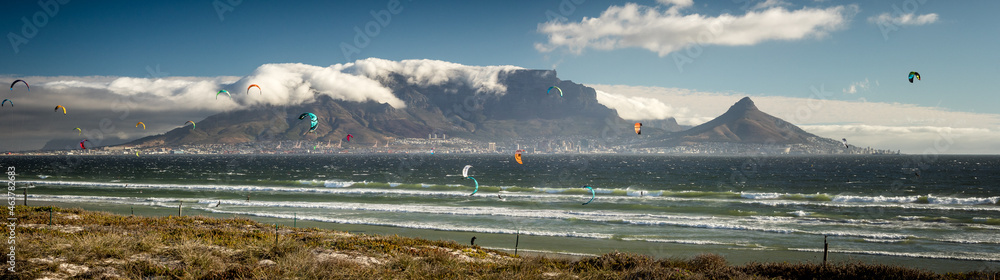 Fototapeta premium Kiteboarders Cape Town South Africa