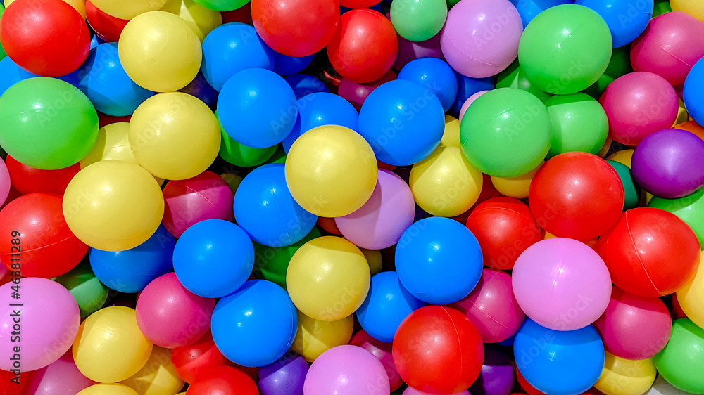 Multi-colored balls for a dry pool for children to play in the house and outdoors.
