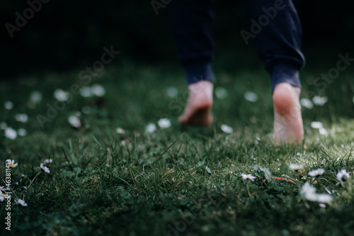 feet running on grass 