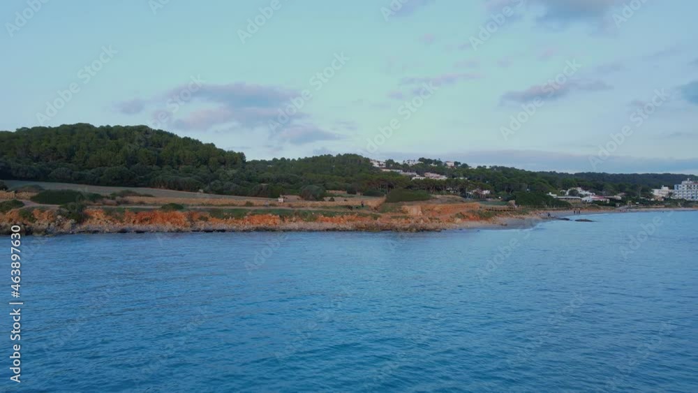 vuelo sobre binigaus menorca 4k vuelo sobre binigaus menorca 4k