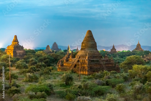 Bagan Archaeological Zone, Pagodas at Night