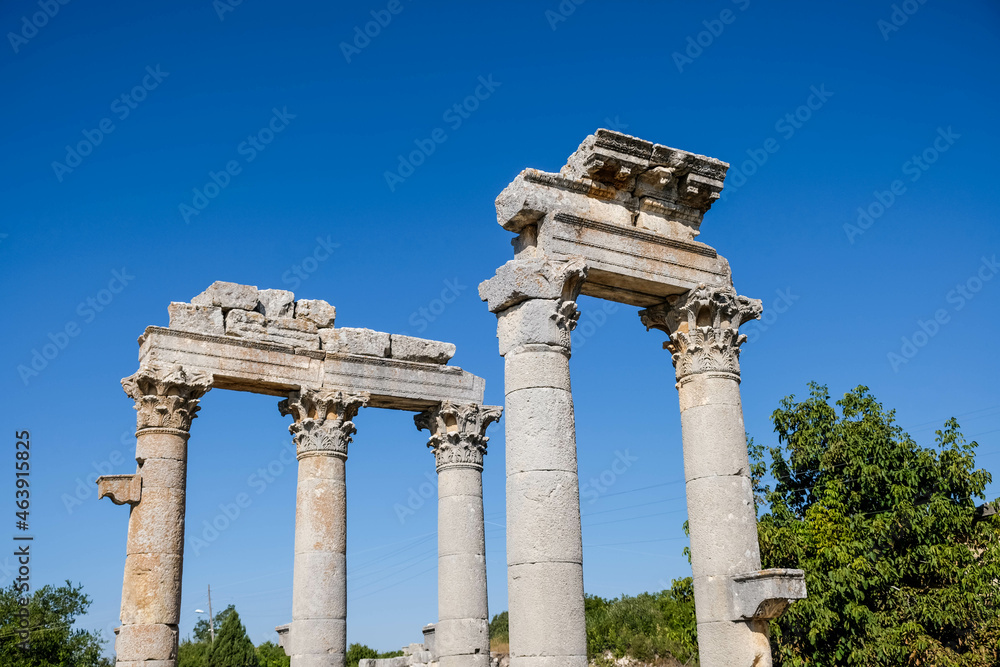 Zeus Olbios Temple, ancient Anatolian architecture of the Hellenistic period in the Roman province of Isauria, in present-day Uzuncaburc, Silifke, Mersin, Turkey Zeus Olbios Temple, ancient Anatolian architecture of the Hellenistic period in the Roman province of Isauria, in present-day Uzuncaburc, Silifke, Mersin, Turkey