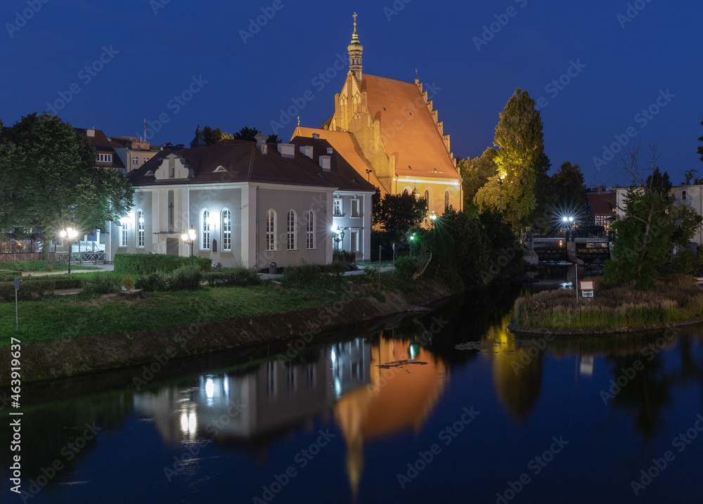 Bydgoszcz. City embankment along the river at sunrise Bydgoszcz. City embankment along the river at sunrise
