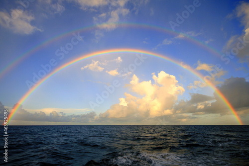 Fototapeta Naklejka Na Ścianę i Meble -  rainbow over the sea