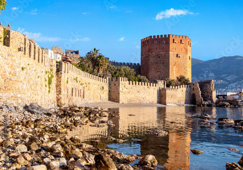 Valokuva Close up photo of Red Tower which locally  known as Kızıl Kule in Alanya, Antalya, Turkey