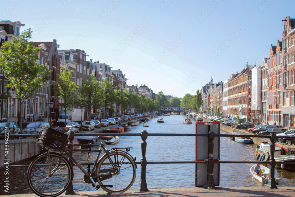 Walk along the canal - Amsterdam