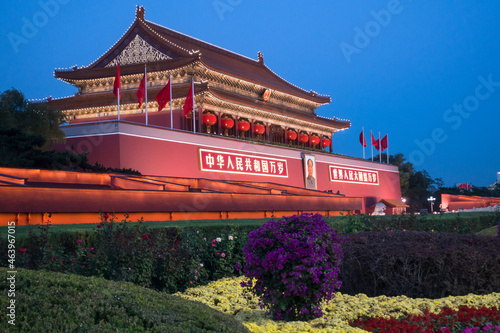 Night scene of Tiananmen tower
