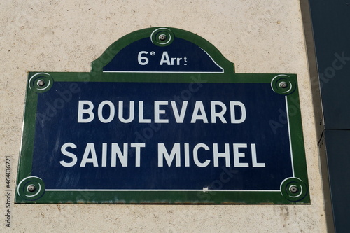 Boulevard Saint Michel. Plaque de nom de rue. Paris. © Bruno Bleu