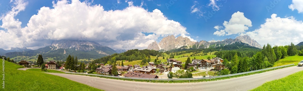 Obraz premium Belluno, Italy - August 17, 2018: resort town in the highlands of the Dolomites of Italy, Cortina d Ampezzo