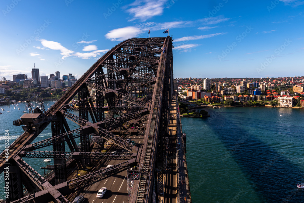 Obraz na plátně Pylon lookout - Overlooking the Sydney Harbour Bridge  and McMahon's Point on a