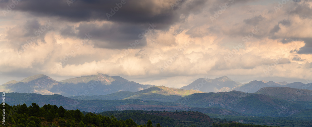 Bella vista de la Sierra de Espadán, en la provincia de Castellón. Comunidad Valenciana. España. Europa