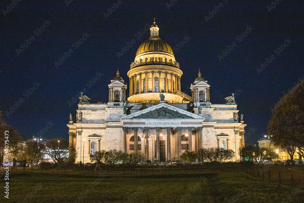 View of St. Isaac's Cathedral in autumn