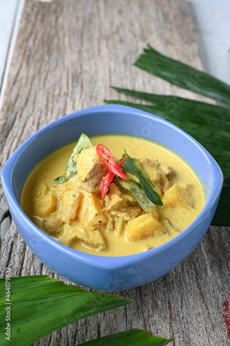 Southern Thai  style curry with pork and pineapple