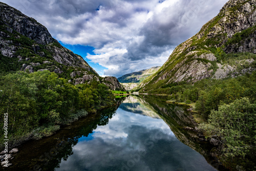 Fototapeta Naklejka Na Ścianę i Meble -  Aktivurlaub in Norwegen, Trekking, Camping, Natur