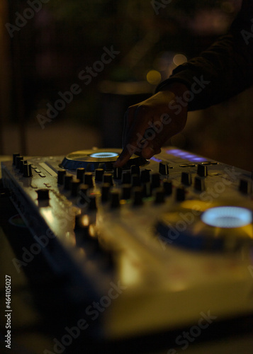 dj mixing music