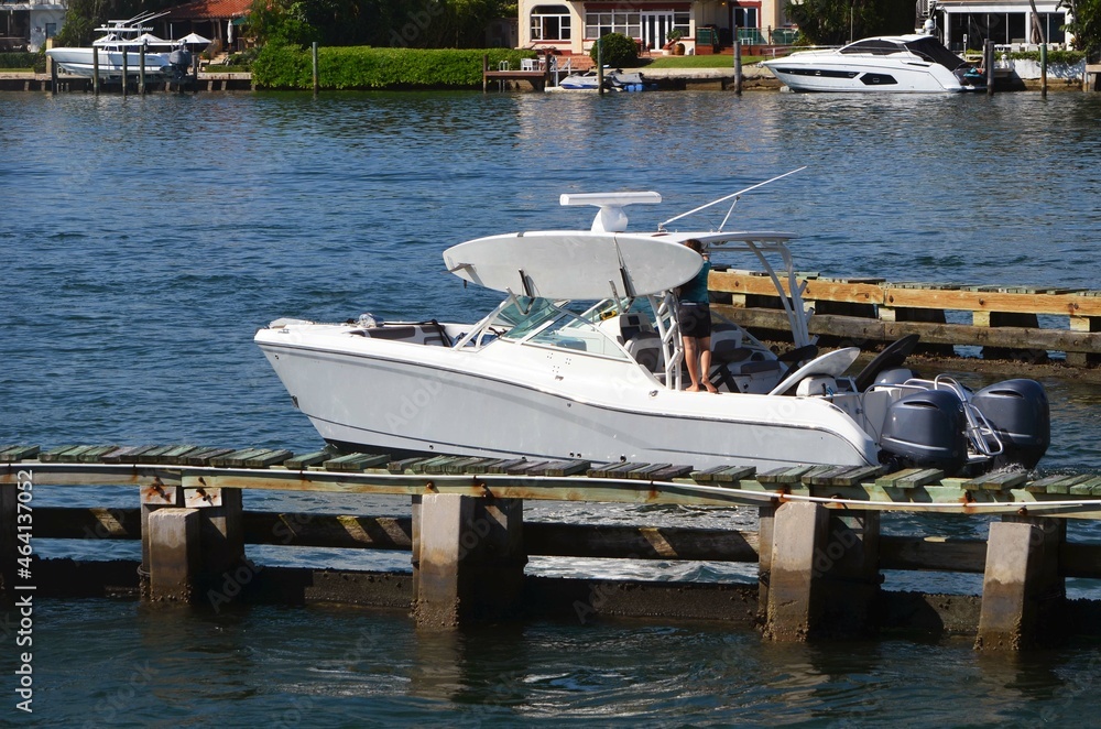 Obraz premium High-end motorboat powered by two outboard engines