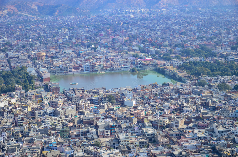 Obraz premium View of Jaipur city from Nahargarh fort in Rajasthan, India
