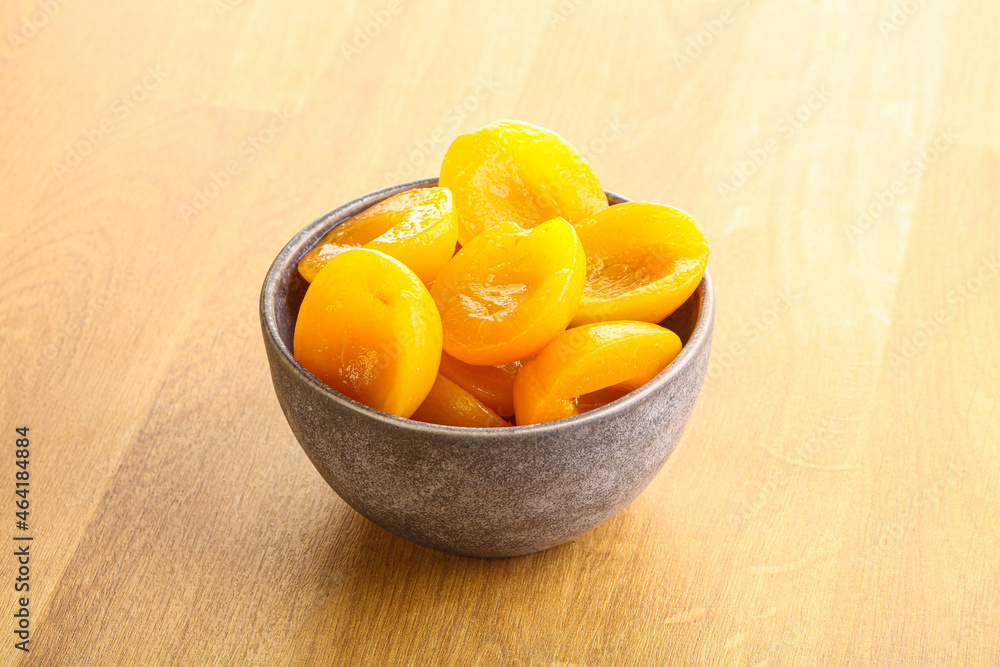 Canned apricot – sweet light dessert Canned apricot – sweet light dessert