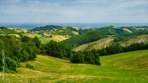 Rural landscape near San Polo and Canossa, Emilia-Romagna © Claudio Colombo
