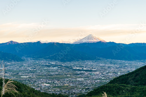 夕方の甲府盆地と富士山 photo