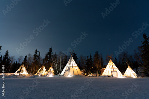 カナダ先住民族のテント photo