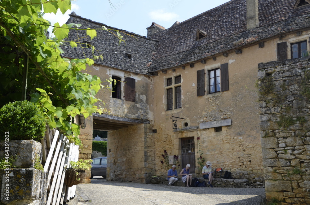 Beynac-et-Cazenac, pueblo precioso en la Dordoña francesa con castillo incluido.