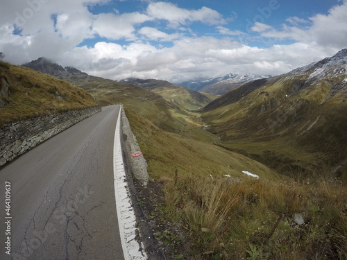 Wallpaper Mural road in the mountains Torontodigital.ca