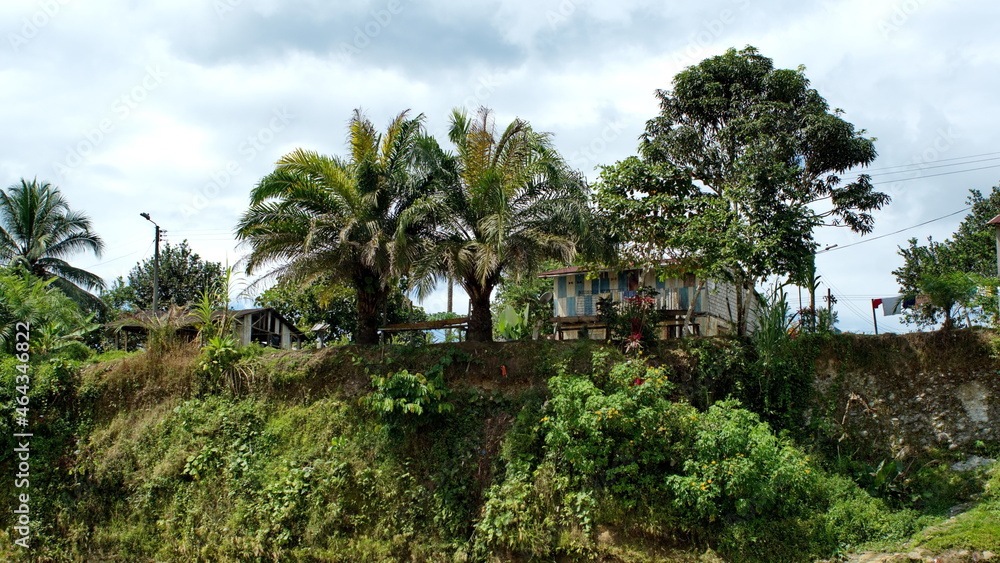 Obraz premium Village on the bank of the Santiago River, near Playa del Oro, Ecuador