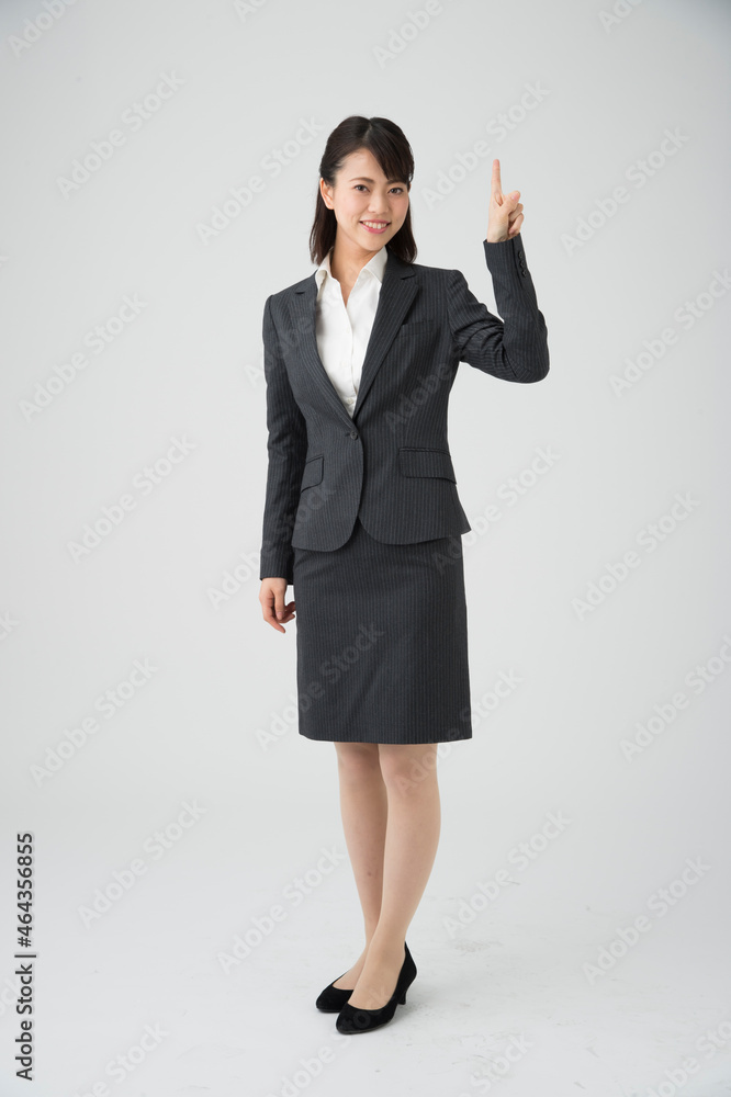 指差しするOL 指差しするOL