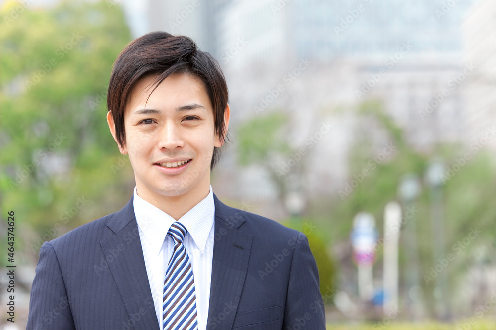 笑顔のビジネスマン 笑顔のビジネスマン