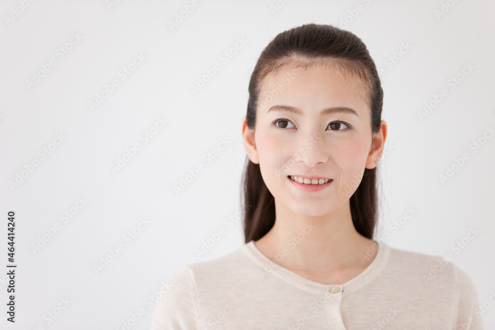 笑顔の女性 笑顔の女性