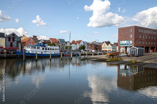 Husumer Hafen bei Flut