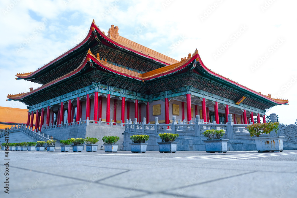 Naklejka premium National Theater Hall of Taiwan at National Taiwan Democracy Square of Chiang Kai-Shek Memorial Hall on a sunny day