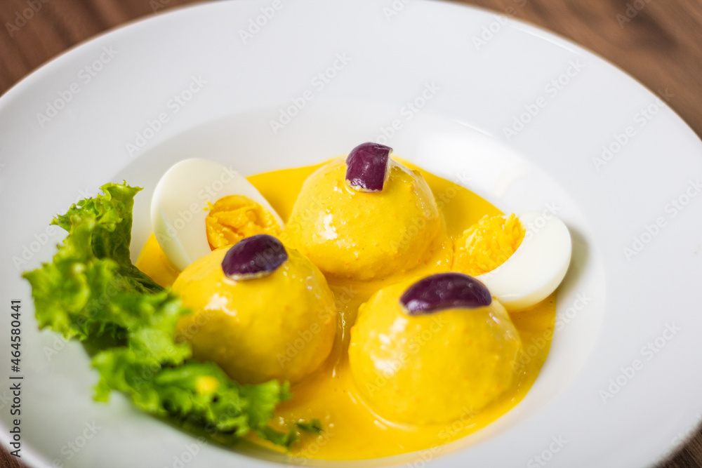 The huancaína potato is a typical dish of the city of Huancayo.
The huancaína potato is a typical dish of the city of Huancayo.