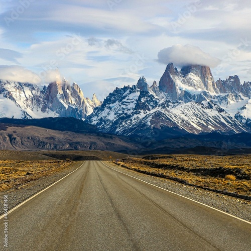 Ruta hacia El Chalten. Patagonia, Argentina.