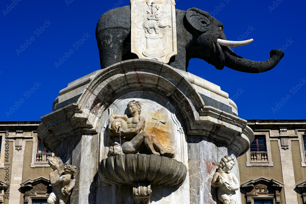 Famous black elephant statue made of lava from Etna volcano, top part of an Elephant Fountain by Giovanni Battista Vaccarini (1736),  Elephants Palace, Piazza del Duomo, Catania, Sicily, Italy